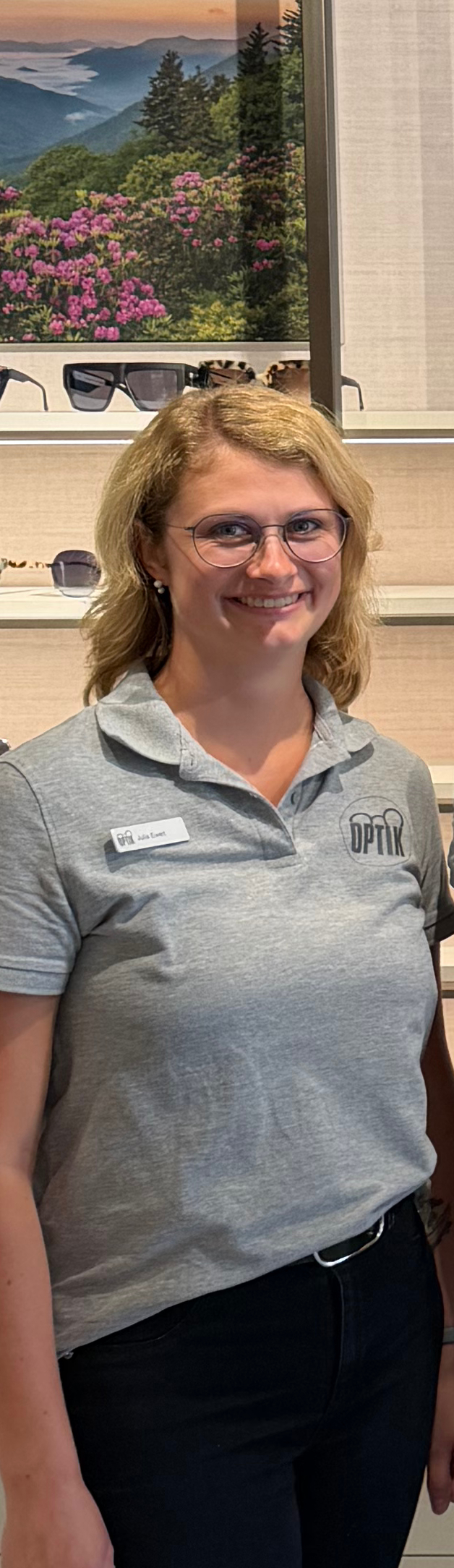 Julia Ewert